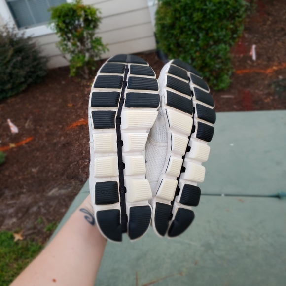 SOLD! - Picture 5 of 8